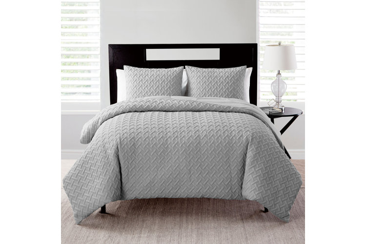 Oliver Comforter Set