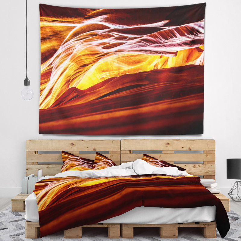 Paysage jaune avec tapisserie Antelope Canyon, H 32 po x l 39 po