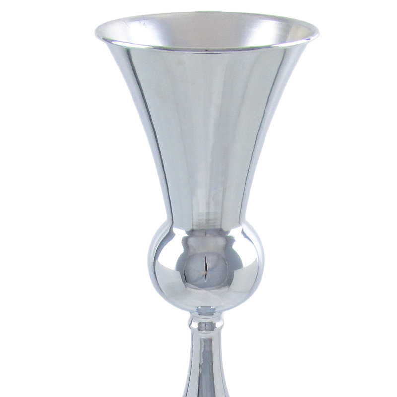 Vase de table en métal Allan, H 22 po x l 6,5 po x P 6,5 po, Argent
