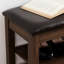 Banc avec hauteur réglable, couleur brune, bois d'hévéa et tabouret réglable en hauteur pour petit appartement, structure, siège en cuir synthétique, rangement en dessous