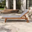 Chaise longue d'extérieur à structure en bois-392881032