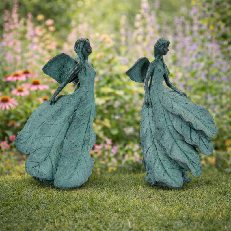 Statue de fée de jardin en pierre