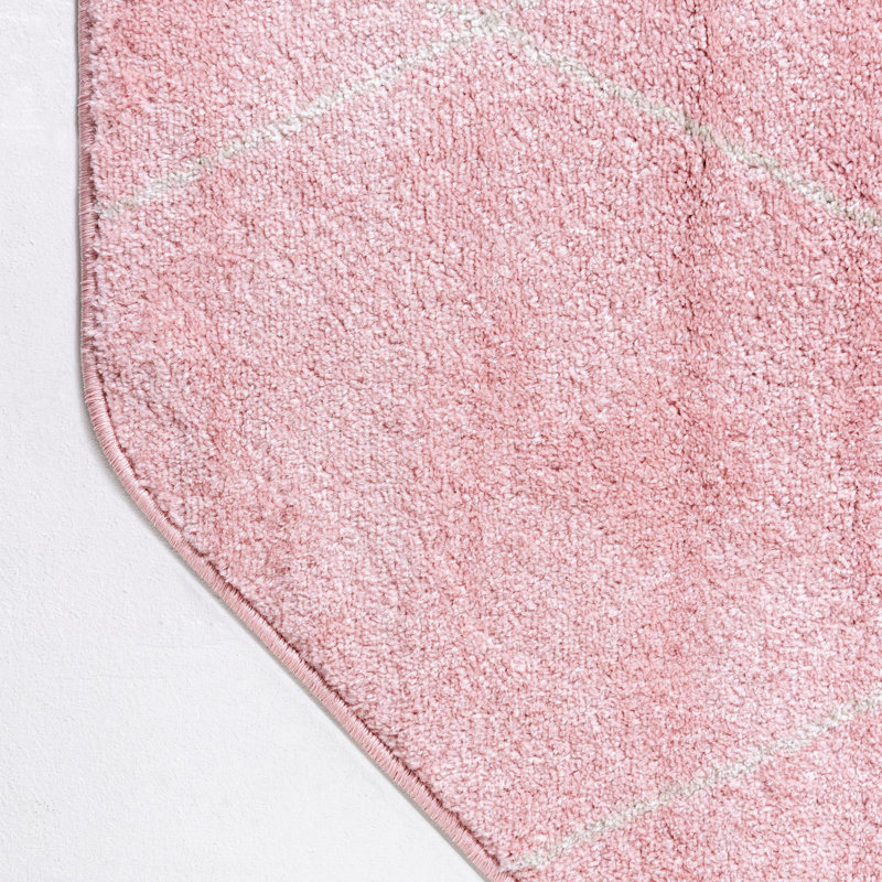 Tapis géométrique Debrodie, Octogone 5 pi 3 po x 5 pi 3 po, Pink