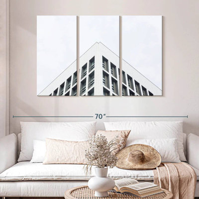 Lilie White Minimalist Building