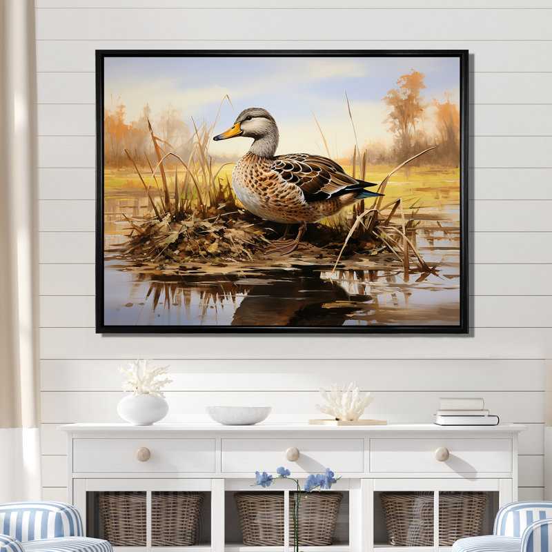 «Waddling Duck In The Countryside III», art mural canard, Cadre flottant noir, H 34 po x l 44 po x P 1,5 po
