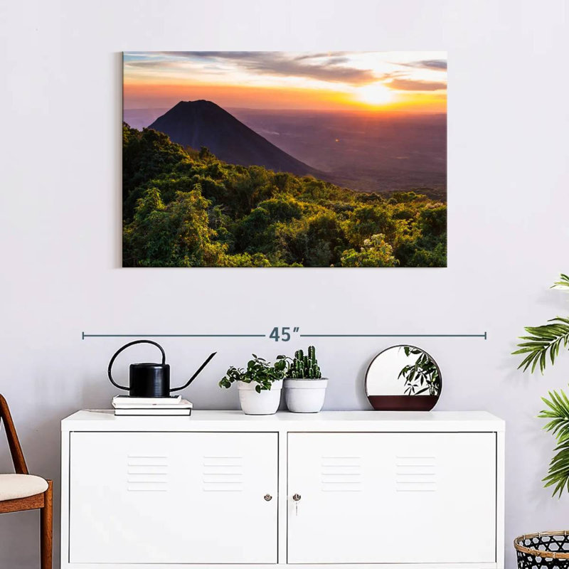Harpa Cerro Verde Volcano, 24" H x 36" W