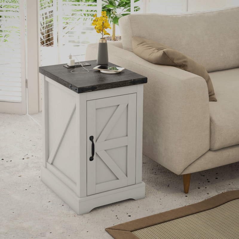Table de bout avec station de charge et ports USB, table d'appoint Farmhouse avec armoire de rangement, patiné