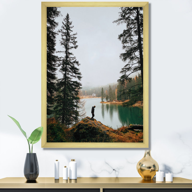 «Lake Trails Harmony» sur toile, H 40 po x l 30 po x P 1,5 po, Encadrement doré