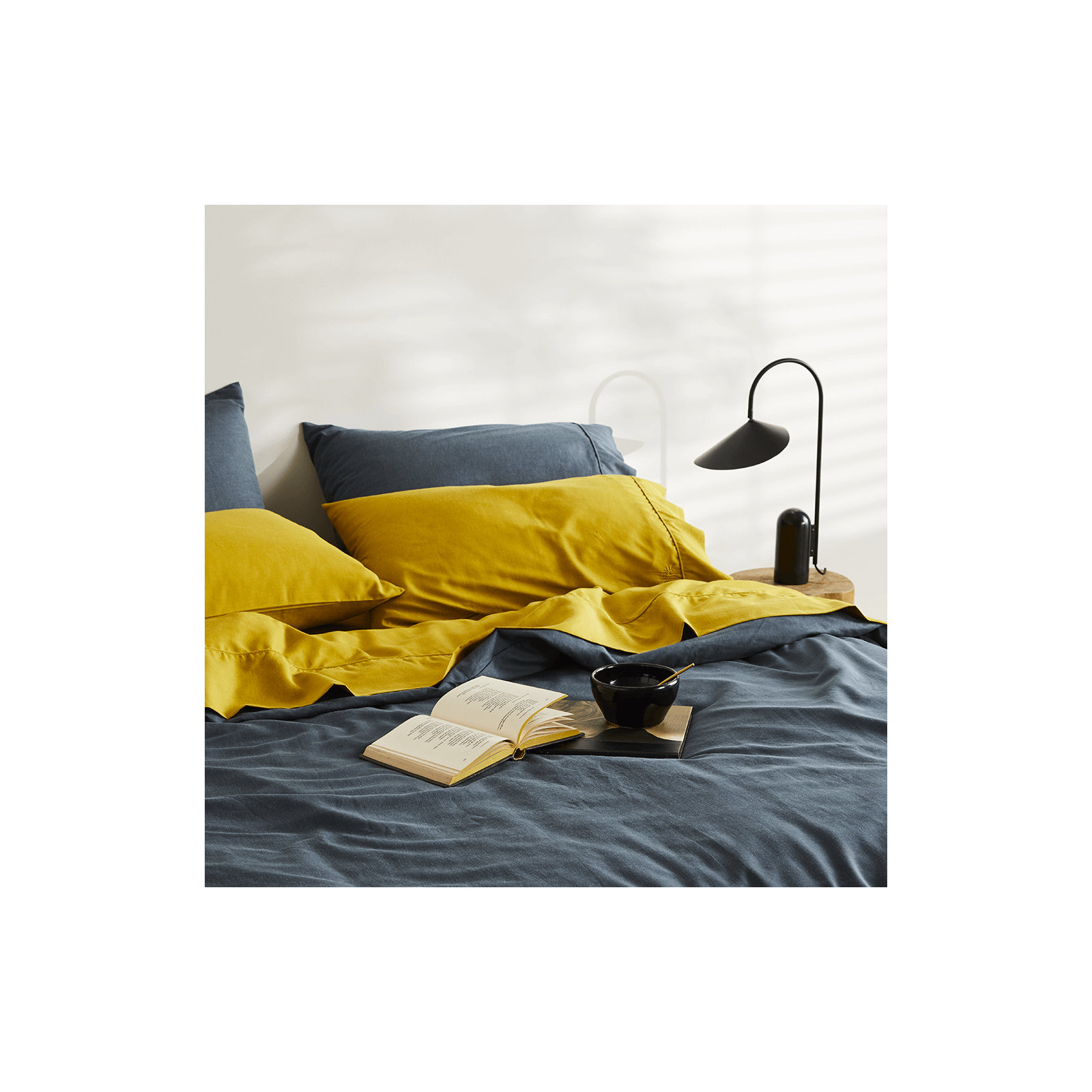 Signature Sateen Pillowcase, Full / Double Pillowcase + Pillowcases 2 Standard, Ink