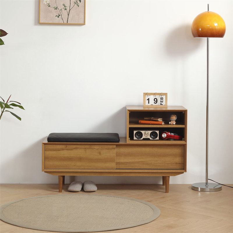 Banc de couloir en chêne antique avec rangement pour chaussures et siège rembourré, parfait pour les vestibules modernes et élégants
