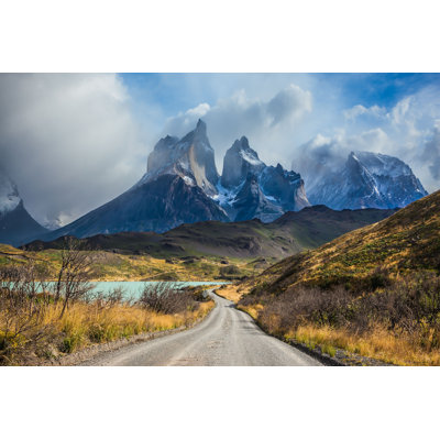 " Torres Del Paine, Chile " by Kavram