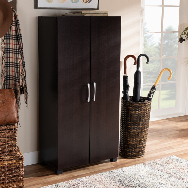 Armoire de rangement à chaussures 2 portes Wooton en wengé et finition noire, H 48,8 po x l 23,6 po x P 12,2 po
