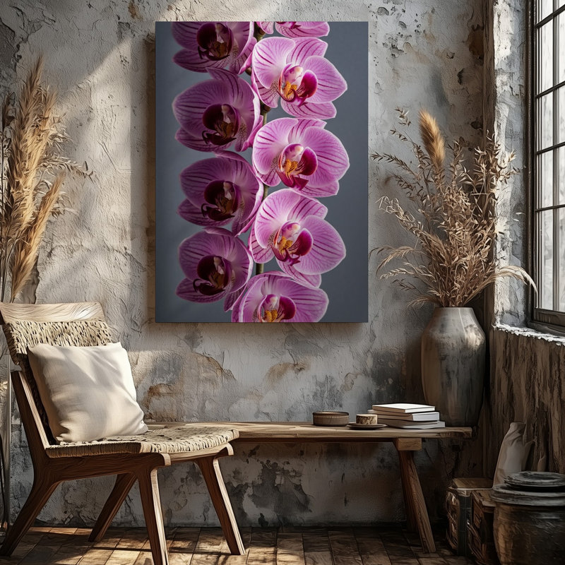 Toile, un arrangement rapproché d'orchidées roses délicates en cascade verticale, mettant en valeur leurs structures de pétales complexes et art mural sur toile