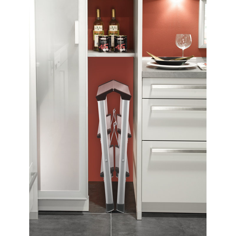 L 90 Aluminum Folding Step Stool