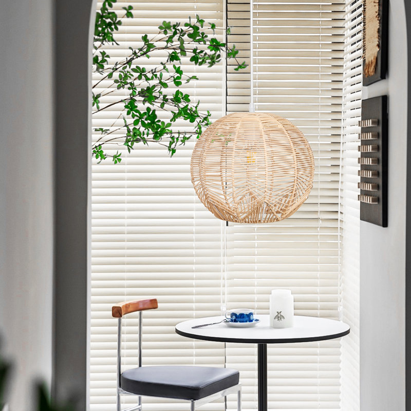 Luminaire suspendu sphérique beige à 1 lumière Arbas, H 19,69 po x l 17,72 po x P 17,72 po