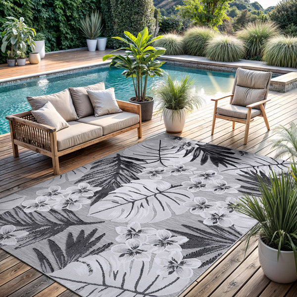 Bungalow Rose Floral Indoor / Outdoor Rug & Reviews | Wayfair