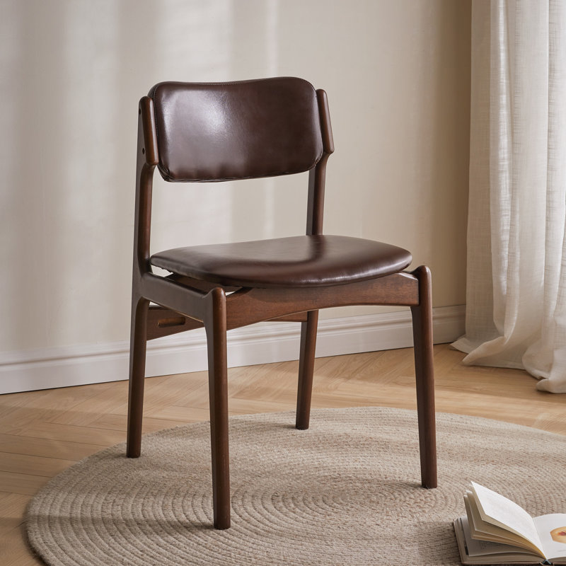 Chaise de salle à manger rembourrée en bois massif