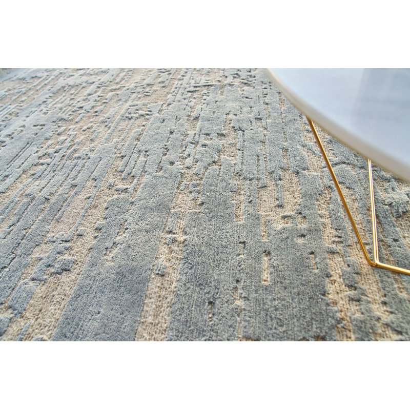 Area Rug in Gray, Rectangle 8' x 10'