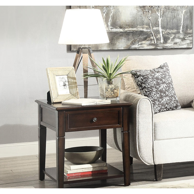 Table de bout moderne en noyer avec tiroir et tablette pour rangement en noyer