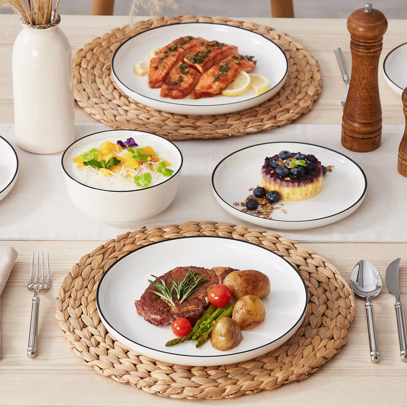 18-Piece Ceramic Dinnerware Set, White/Black