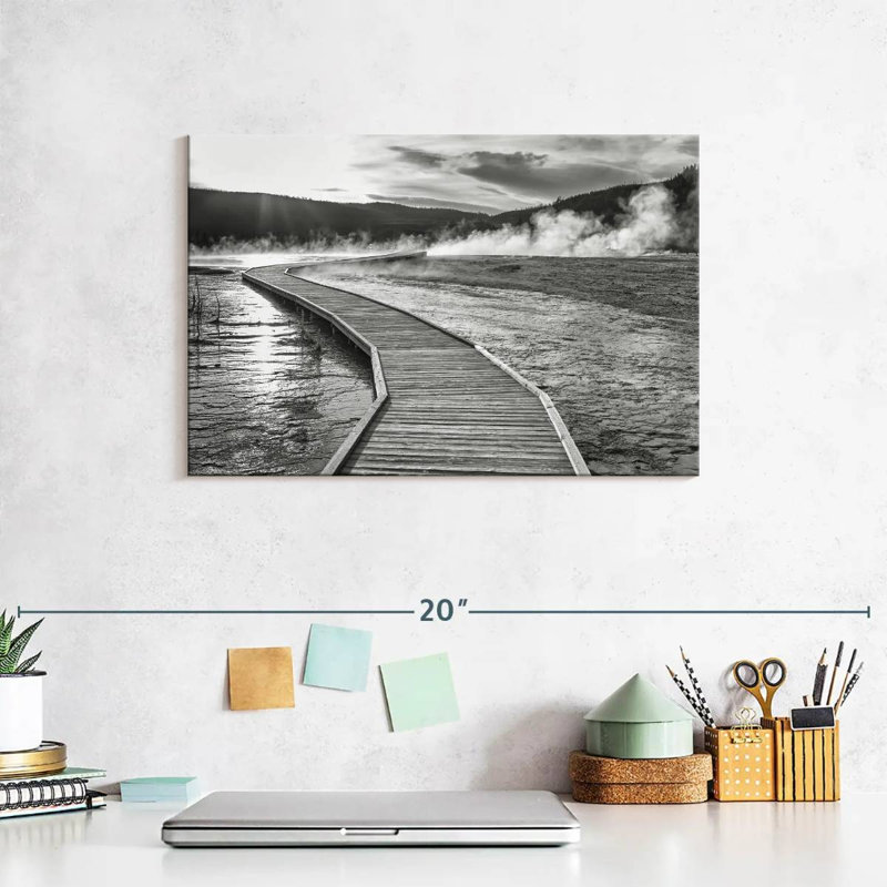 Lilie Monochrome Boardwalk, 8" H x 12" W