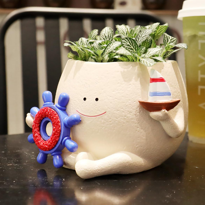 Adorable Smiley Face Beach - style Planter: With Drainage Hole, Fits Small Plants, Unique Festival Gift Option