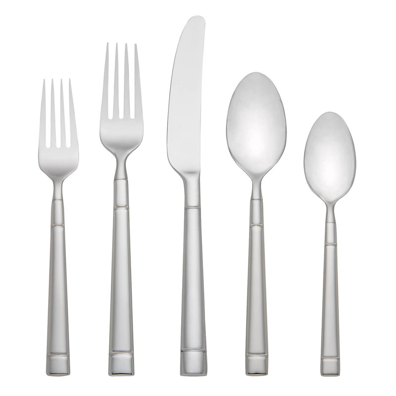 Ensemble de couverts 45 pièces en acier inoxydable 18/10 Fair Harbor, service pour 8