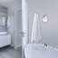 Crochet mural pour salle de bain