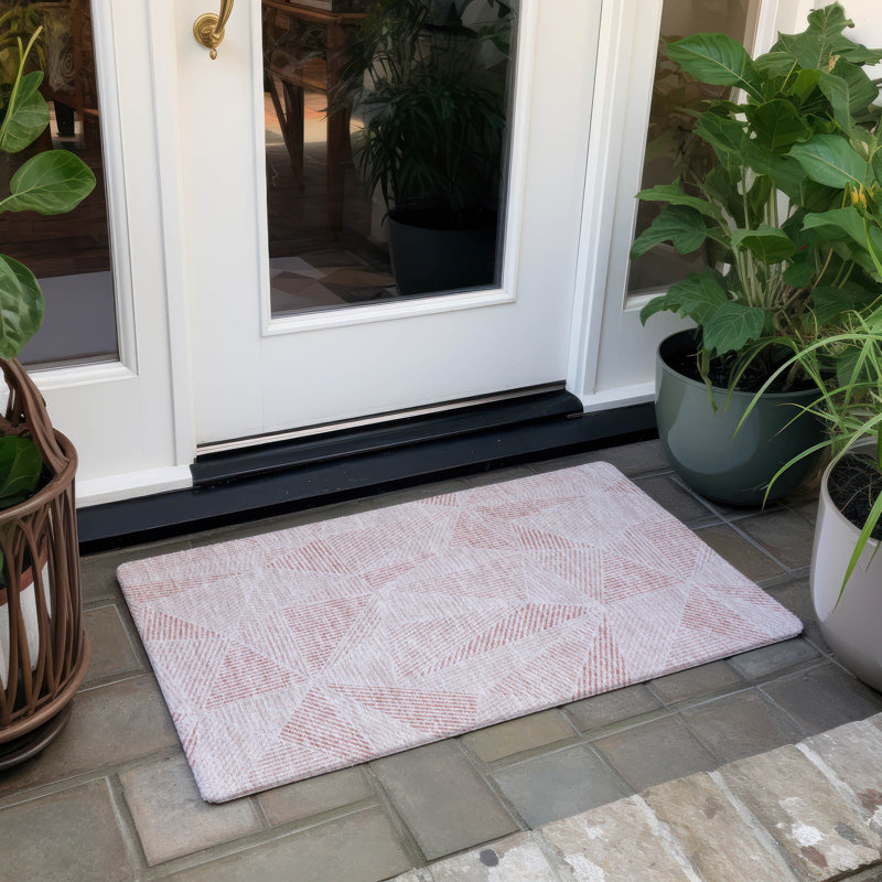 Itzayana Washable Geometric Indoor / Outdoor Rug, Rectangle 1'8" x 2'6"