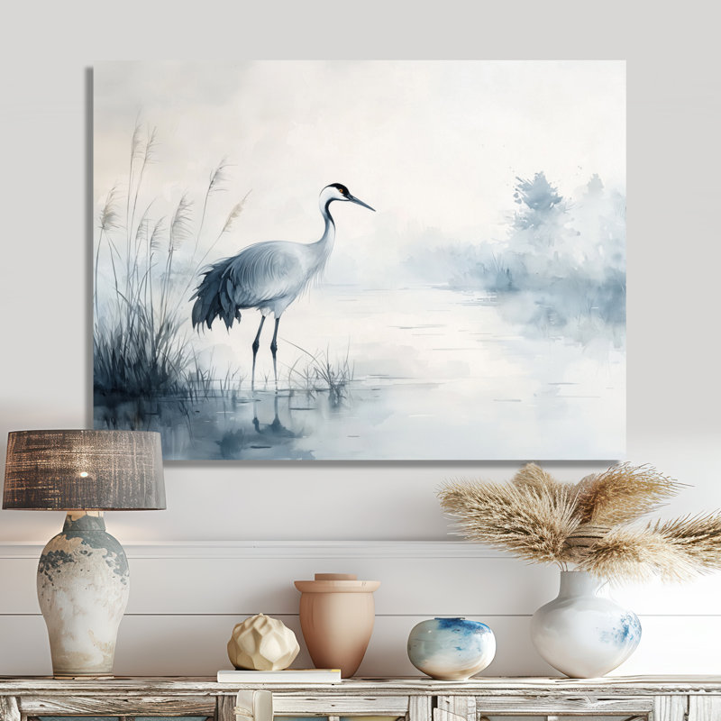 Crane dans un étang brumeux III - Héron, impression sur métal, H 34 po x l 44 po