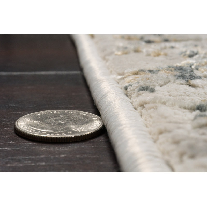 Bullis Floral Indoor Rug, Rectangle 2' x 3'11"