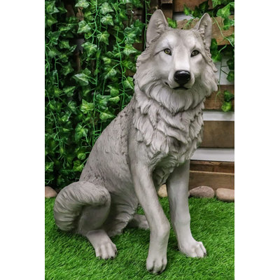 Statue de loup gris Tolan