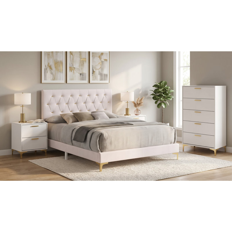 Kensington White Queen 4-piece Bedroom Set, White, 4 Pcs: Bed, Chest, 2 Nightstands