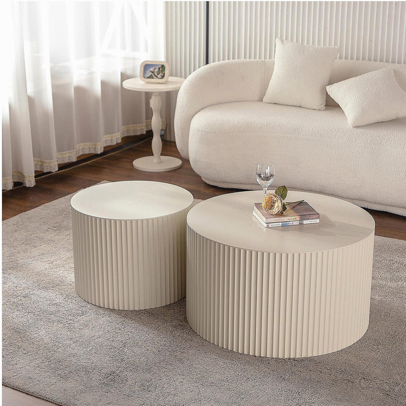 Table basse ronde en bois pour le salon et les petits espaces