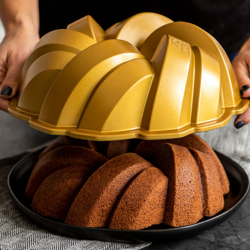Nordic Ware Classic Cake Pan