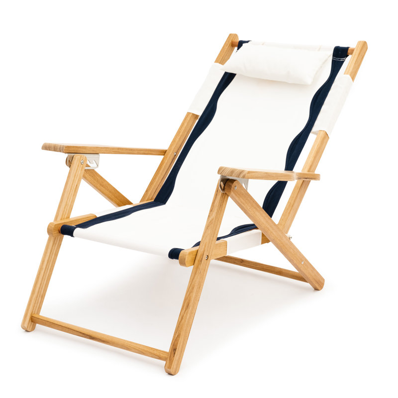 Tommy Chair, Rivie White