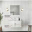 Lavabo de baignoire avec robinet et miroir à DEL-768594377