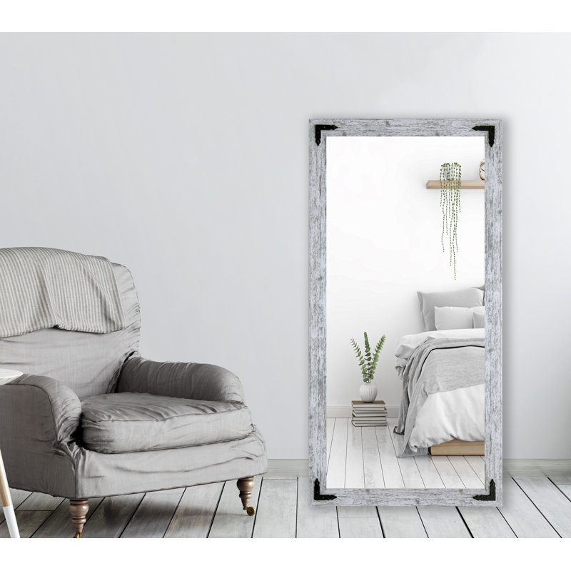 Miroir pleine grandeur Capirano, H 66 po x l 31 po, Blanc patiné