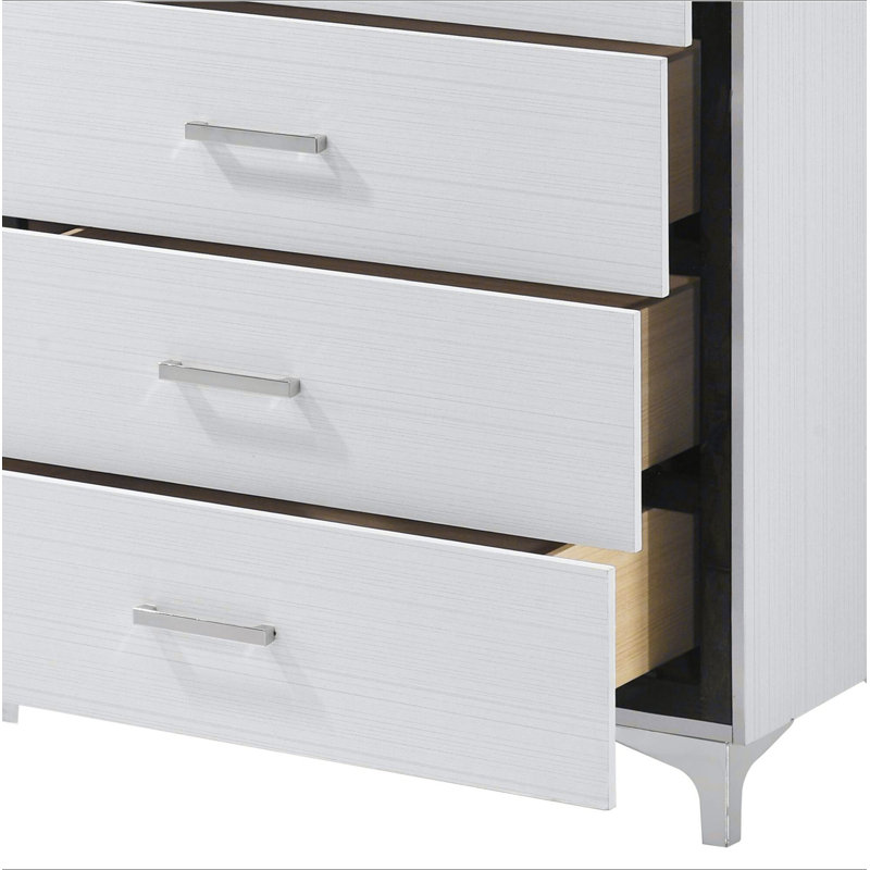 Commode blanche à 5 tiroirs avec pieds en métal