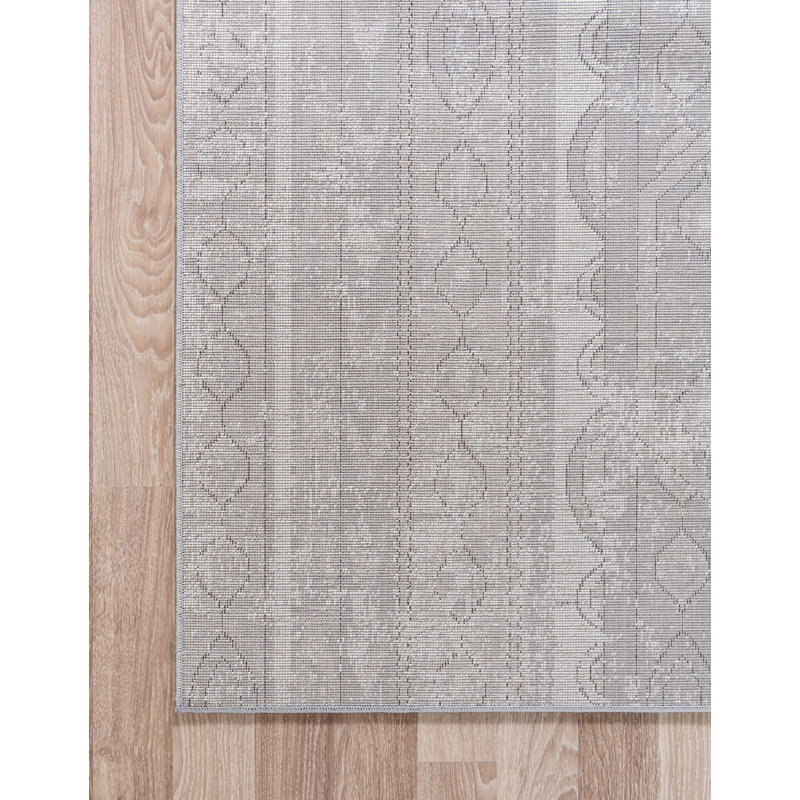 Geddis Ikat Indoor Rug, Rectangle 2'2" x 3'