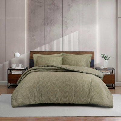 Kenneth Cole Delancey Reversible Green Comforter Bonus Set