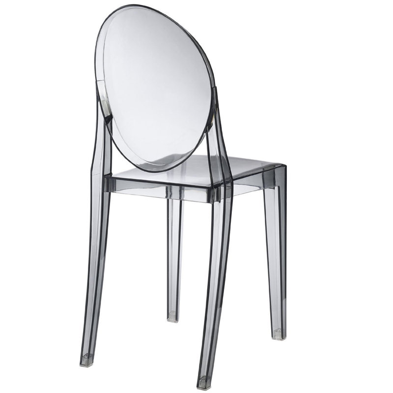 Deux chaises d'appoint empilables en acrylique Casper, Fumée