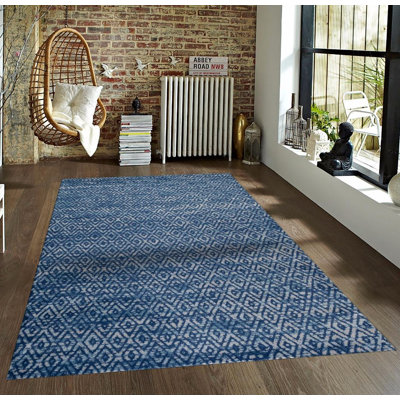 Forkland Geometric Indoor Rug