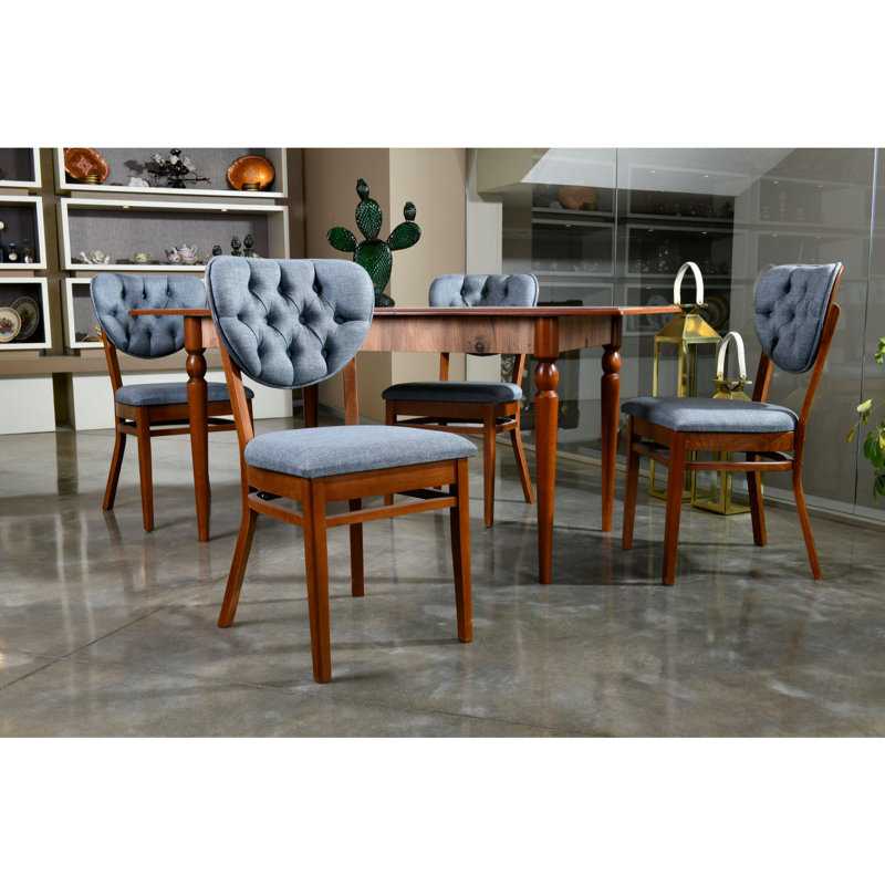 Ensemble repas pour quatre personnes, Noyer / gris