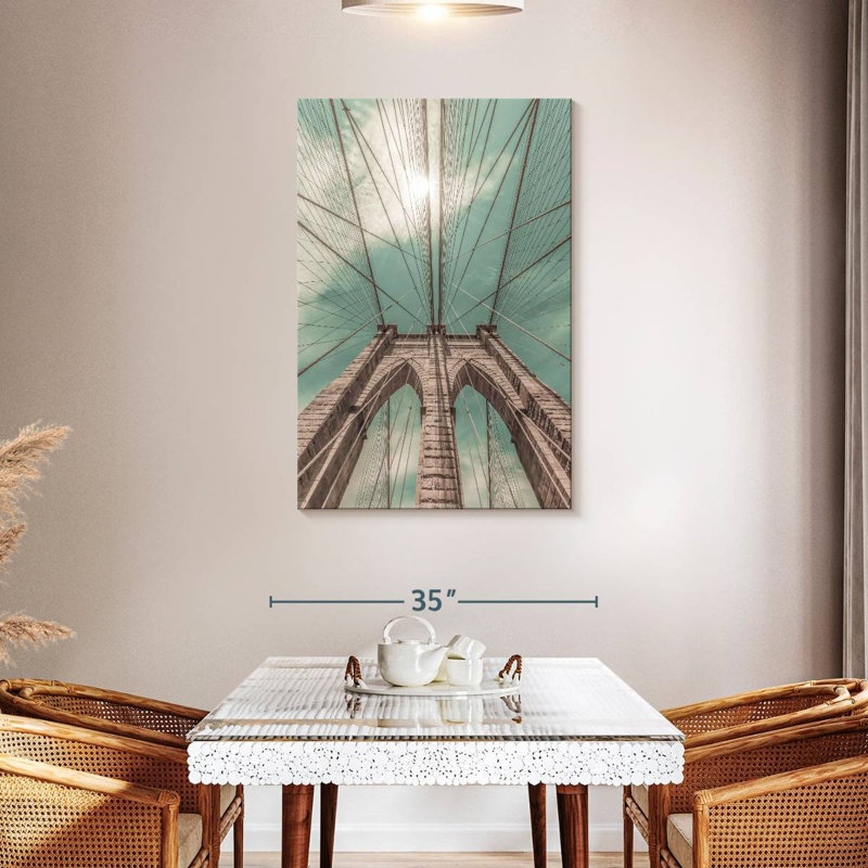 Lilie Retro Brooklyn Bridge, 45" H x 30" W