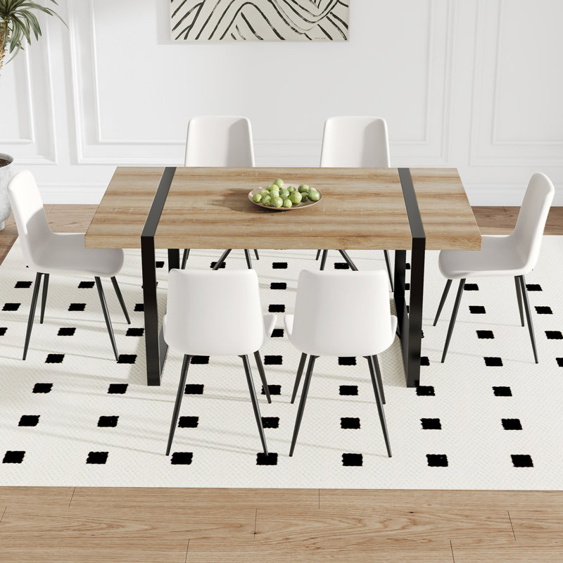Table et chaises pour la salle à manger, 5
