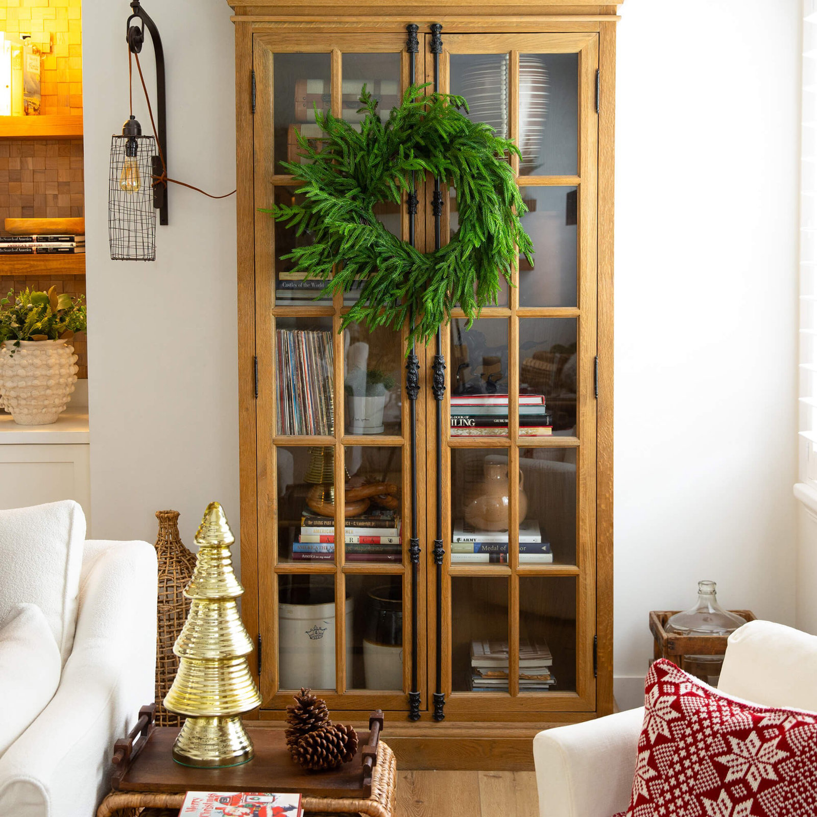 Pre-Lit Pine Wreath, 24" W x 24" H x 4" D, Green