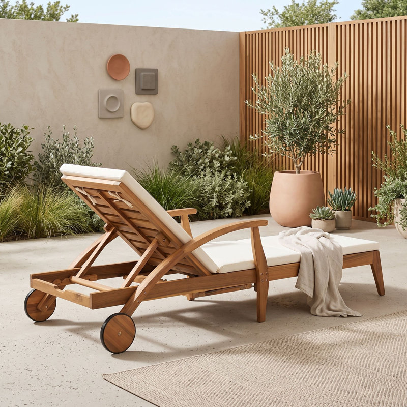 Chaise longue de patio en bois d'acacia avec roulettes, fauteuil inclinable d'extérieur réglable à 4 positions avec coussin amovible
