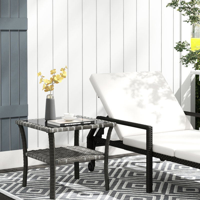 Table basse d'extérieur avec rangement, plateau en verre trempé, table d'appoint, gris, construction carrée en aluminium gris, verre, 2 cadres