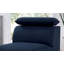 Fauteuil sans accoudoirs de style contemporain avec pieds en acier, coussin de dossier serré sur l'accoudoir, appui-tête ajustable, finition marine, salon principal-1644837391